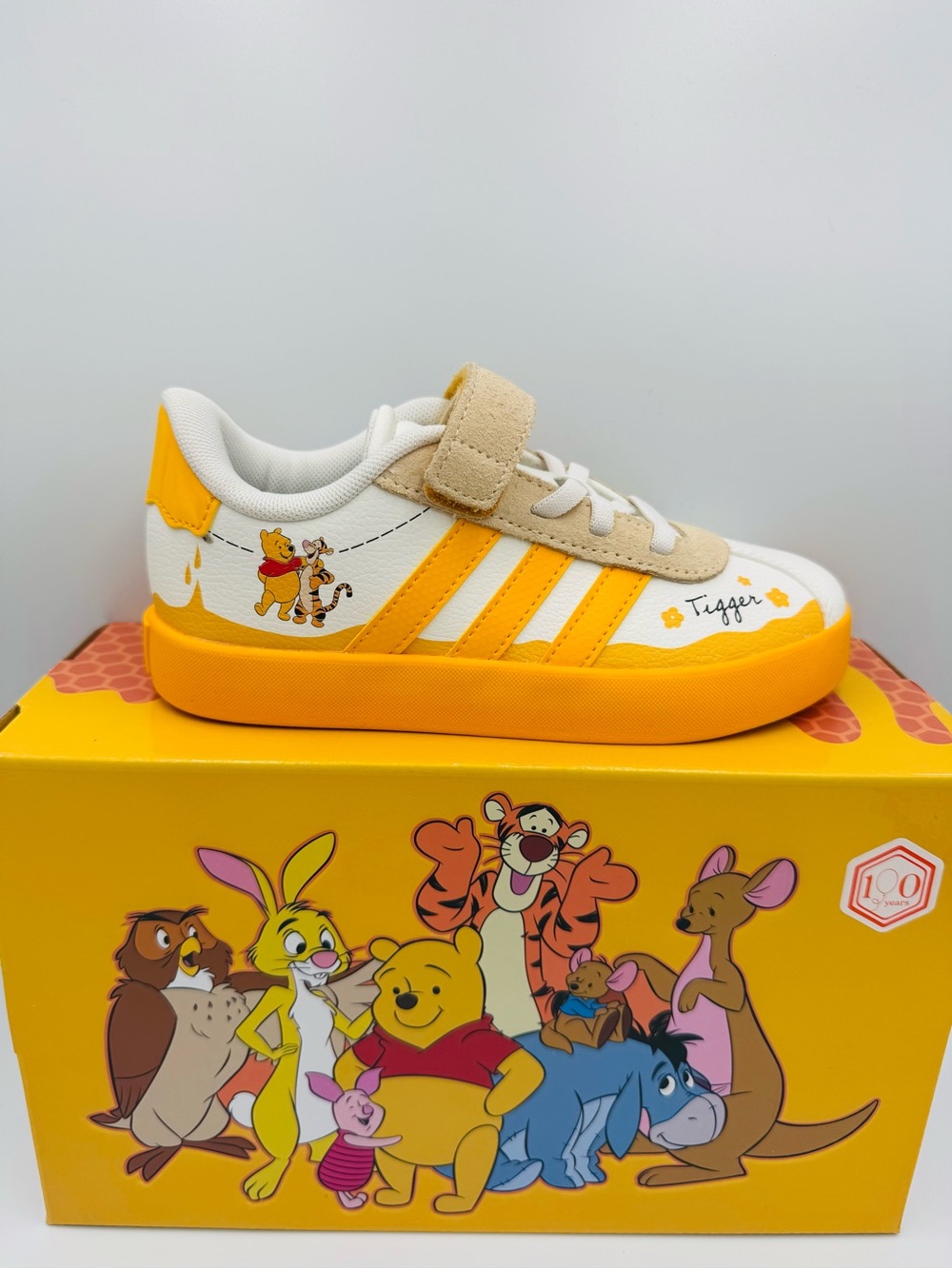 adidas x Disney Winnie the Pooh VL Court 3.0 Kids Sneakers 13K NWT KI9175